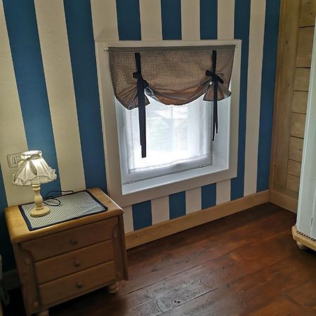 East Wind Bed & Breakfast Medea Ngoại thất bức ảnh