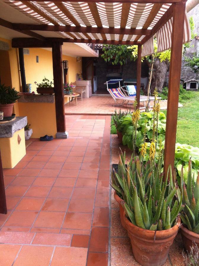 East Wind Bed & Breakfast Medea Ngoại thất bức ảnh